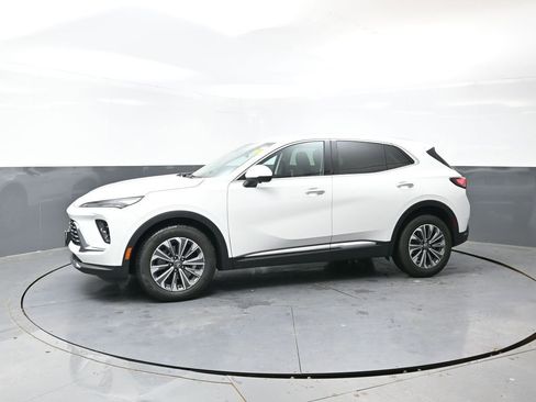 Used 2024 Buick Envision Preferred image 10