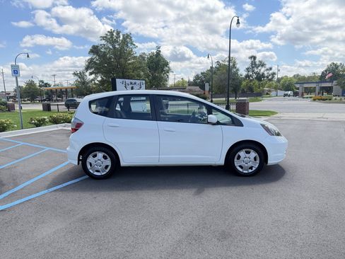 Used 2013 Honda Fit image 4