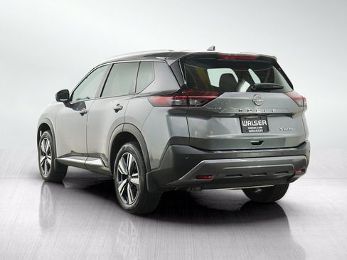 Used 2023 Nissan Rogue SL AWD/4WD image 3