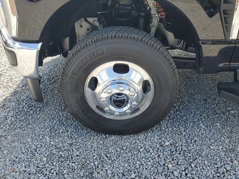 New 2026 Ford F350 Lariat w/ Lariat Premium Package image 6