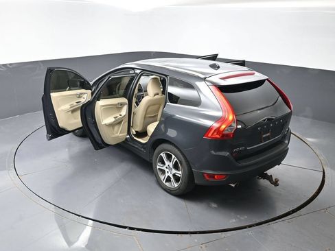 Used 2012 Volvo XC60 T6 AWD/4WD image 57