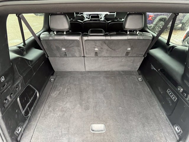 Used 2023 Jeep Wagoneer L Series III w/ Preferred Equipment Group AWD/4WD image 30