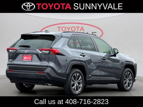 Used 2023 Toyota RAV4 XLE Premium AWD/4WD image 4