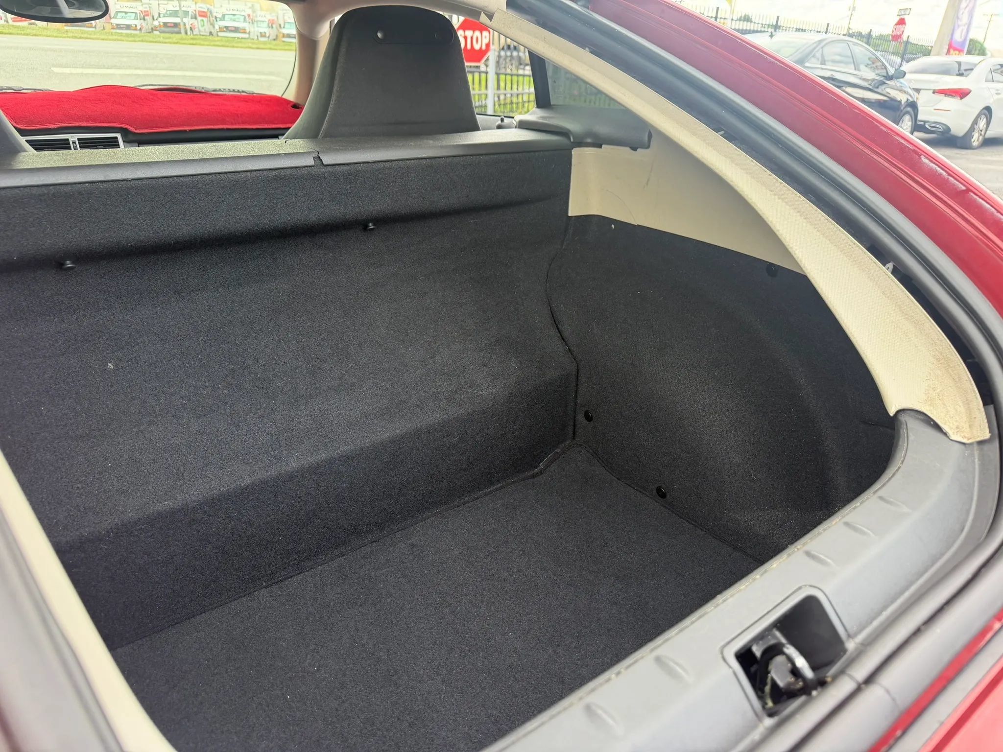 Used 2004 Chrysler Crossfire Coupe RWD image 16