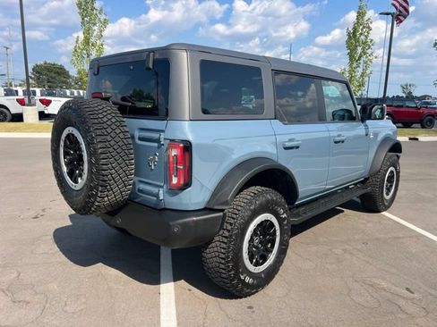 Used 2024 Ford Bronco Outer Banks w/ Sasquatch Package AWD/4WD image 5
