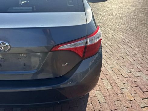 Used 2015 Toyota Corolla LE FWD image 11