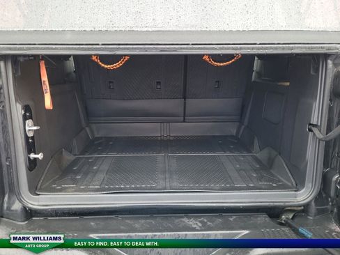 Used 2023 Ford Bronco Badlands image 21