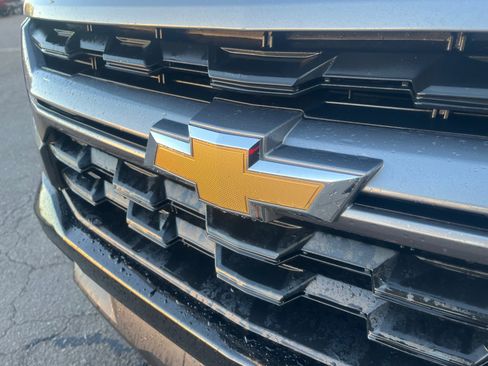 Used 2022 Chevrolet Colorado LT w/ LT Convenience Package image 23