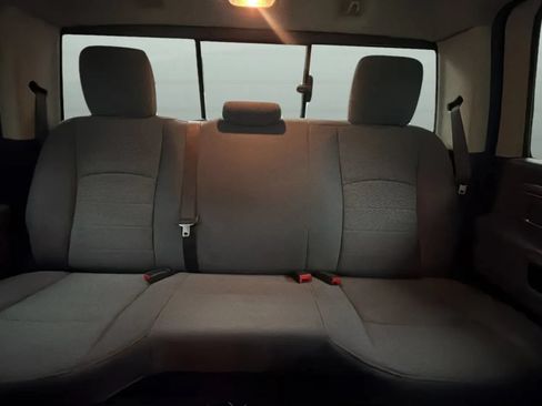 Used 2020 RAM 1500 Classic SLT RWD image 18