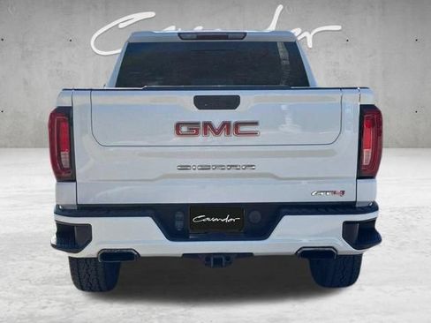 Used 2021 GMC Sierra 1500 AT4 w/ AT4 Preferred Package AWD/4WD image 16