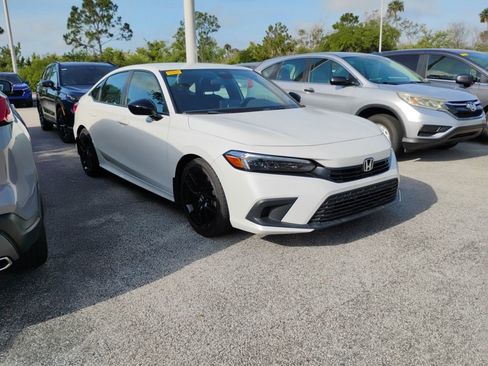 Used 2024 Honda Civic Sport image 1