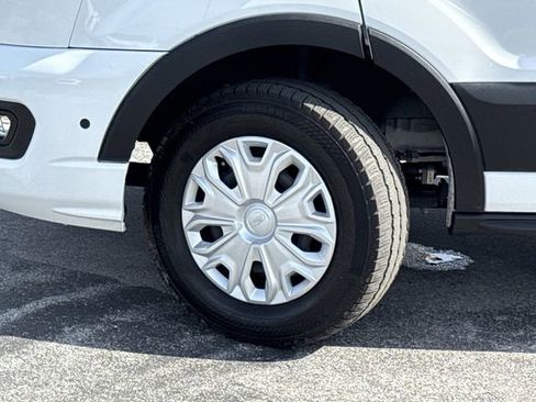 Used 2025 Ford Transit 350 XLT image 38