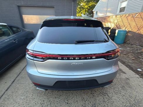Used 2020 Porsche Macan AWD/4WD image 9