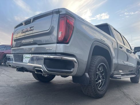 Used 2023 GMC Sierra 1500 SLT w/ SLT Convenience Package image 10