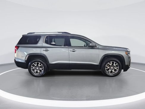 Certified 2023 GMC Acadia SLT w/ Preferred Package AWD/4WD image 2