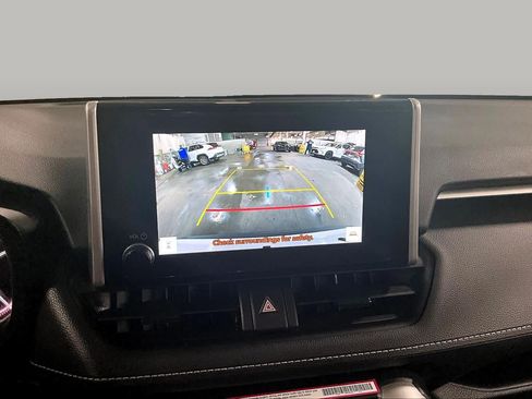 Certified 2024 Toyota RAV4 LE AWD/4WD image 27