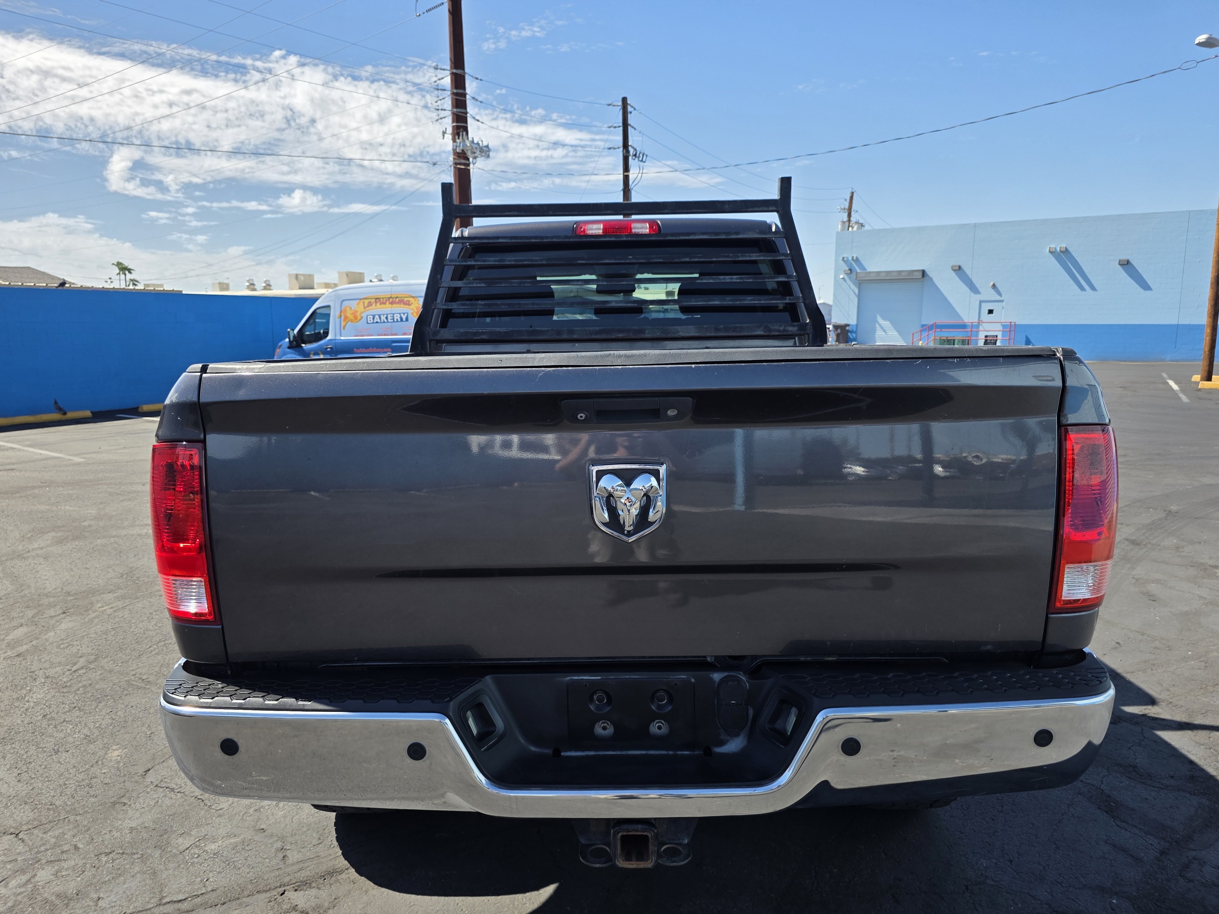 Used 2015 RAM 2500 Tradesman w/ Chrome Appearance Group AWD/4WD image 4