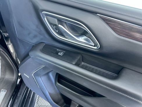 Used 2024 Chevrolet Tahoe LT AWD/4WD image 30