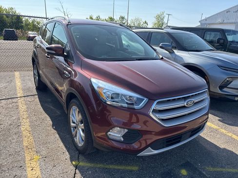 Used 2018 Ford Escape Titanium w/ Ford Safe & Smart Package AWD/4WD image 23