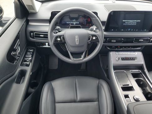 New 2025 Lincoln Aviator 2WD image 16