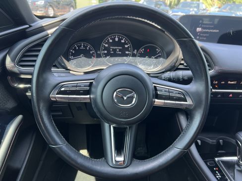 Used 2023 MAZDA MAZDA3 s FWD image 18