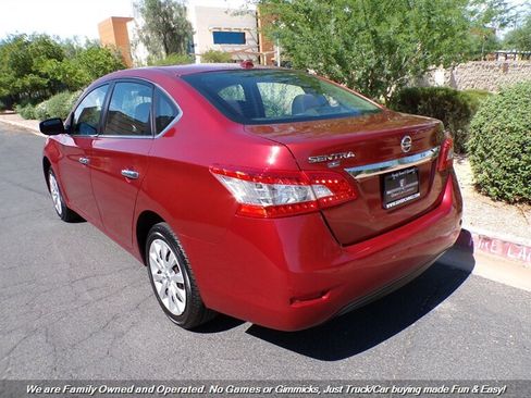 Used 2015 Nissan Sentra SV FWD image 8