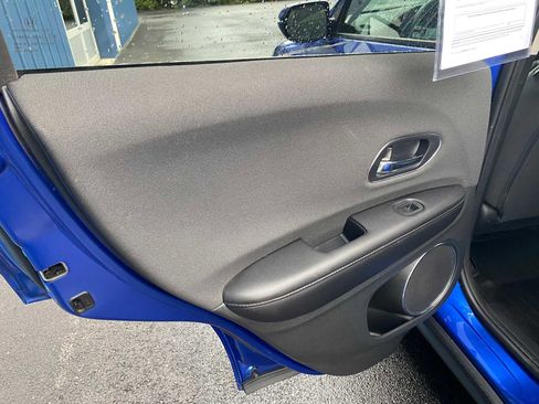 Used 2022 Honda HR-V EX image 33