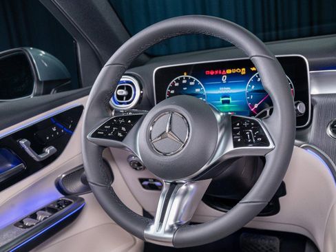New 2026 Mercedes-Benz GLC 300 image 16
