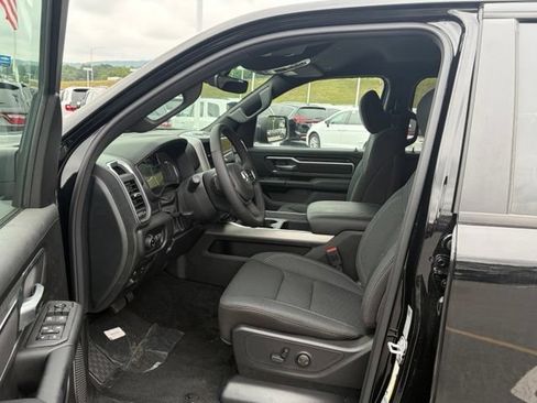 New 2026 RAM 1500 Big Horn AWD/4WD image 15