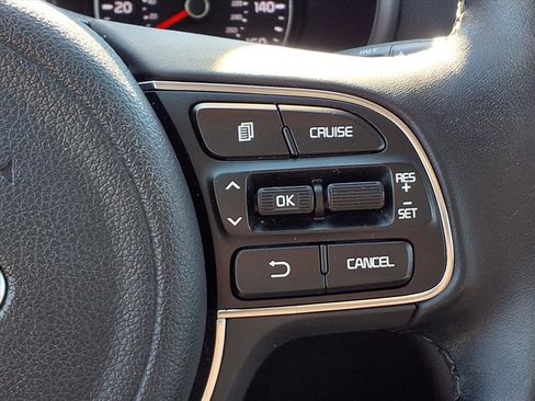 Used 2017 Kia Optima EX image 17