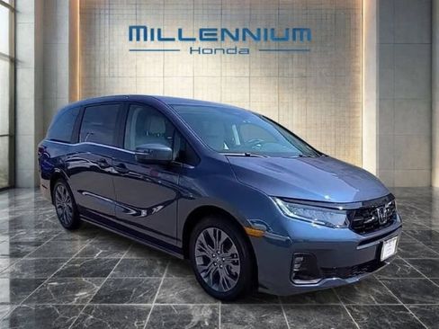 Certified 2026 Honda Odyssey Touring image 41