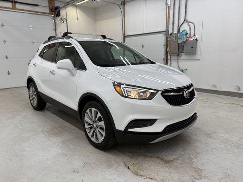 Used 2020 Buick Encore Preferred FWD image 5