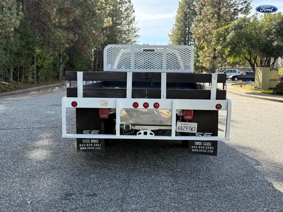 Used 2013 Ford F550 4x4 Crew Cab Super Duty w/ Payload Upgrade Pkg image 7