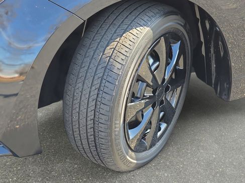 Used 2024 Toyota Corolla LE image 30