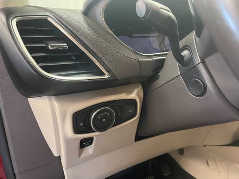 Used 2016 Lincoln MKX Select w/ Climate Package image 14