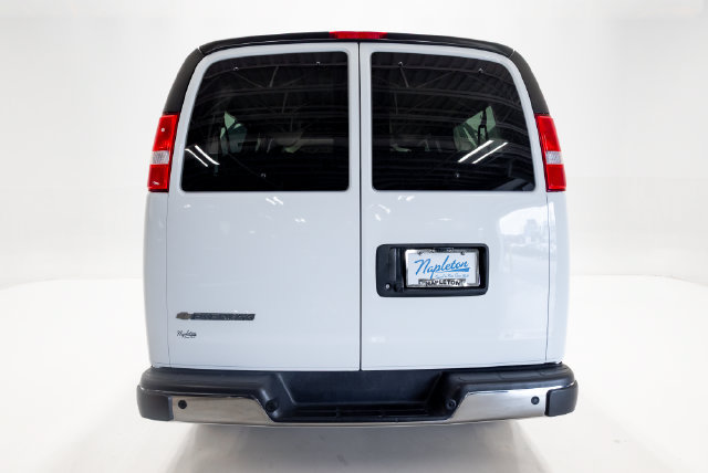Used 2025 Chevrolet Express 3500 LT w/ LT Preferred Equipment Group RWD image 29