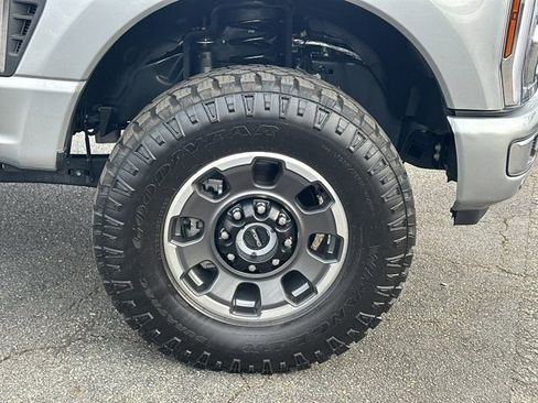 Used 2024 Ford F350 Platinum w/ Tremor Off-Road Package image 16