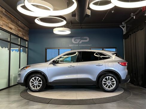 Used 2022 Ford Escape SE w/ Convenience Package AWD/4WD image 6