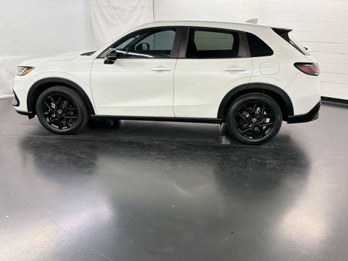 Certified 2023 Honda HR-V Sport image 2