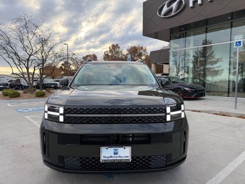 Used 2025 Hyundai Santa Fe Calligraphy image 2