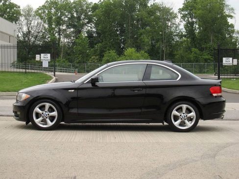 Used 2011 BMW 128i Coupe image 6