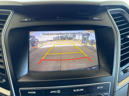 Used 2017 Hyundai Santa Fe Sport w/ 2.4L Value Package 06 AWD/4WD image 24