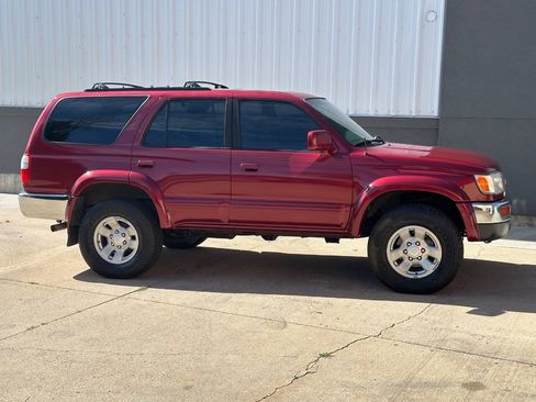 Used 1998 Toyota 4Runner Limited AWD/4WD image 14