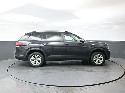 Used 2018 Volkswagen Atlas Launch Edition image 4