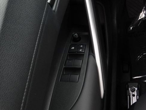 New 2026 Toyota Corolla Cross LE image 27