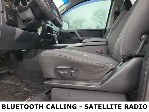 Used 2013 Nissan Titan SV w/ SV Value Truck Pkg image 16