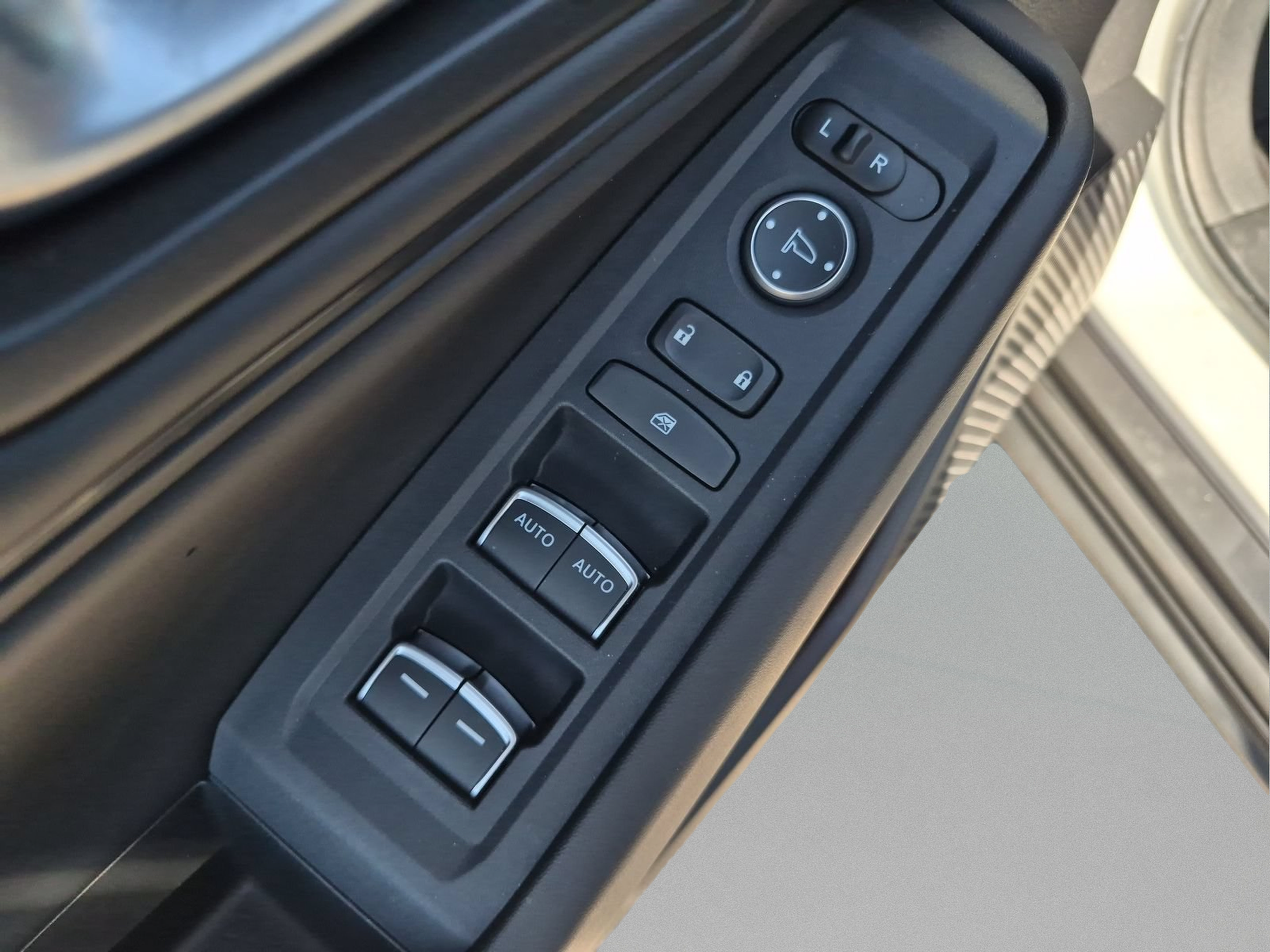 Certified 2025 Honda Accord SE image 16