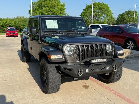 Used 2021 Jeep Gladiator Sport image 8