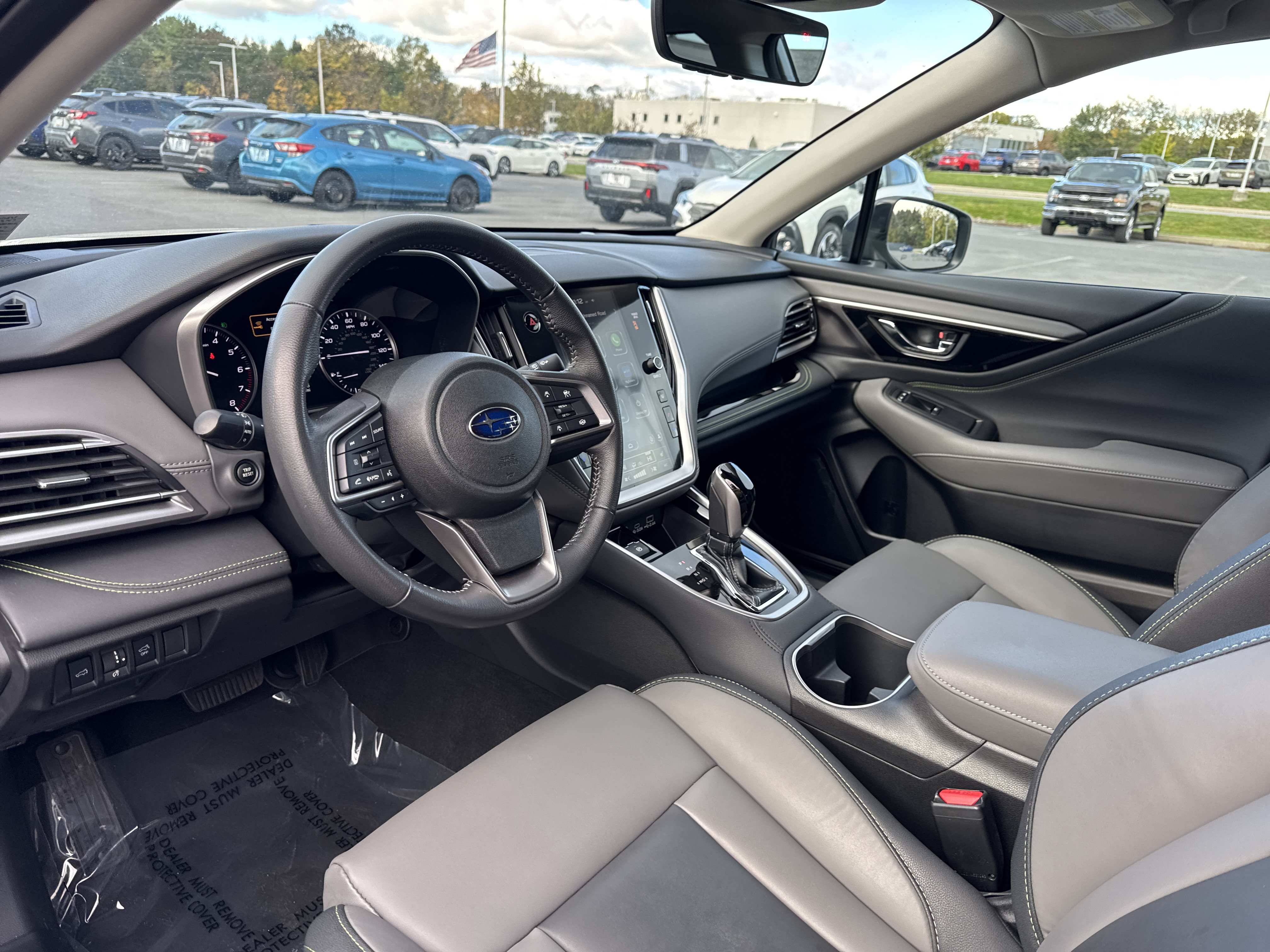 Used 2023 Subaru Outback Onyx Edition AWD/4WD image 13