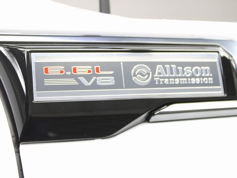 Used 2025 GMC Sierra 2500 AT4 image 58